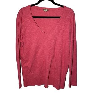 Lilla P Women's Medium‎ V Neck Light Weight Sweater Blouse Top Kangaroo